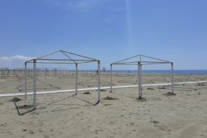 1000 ombrelloni gratis a lido di camaiore